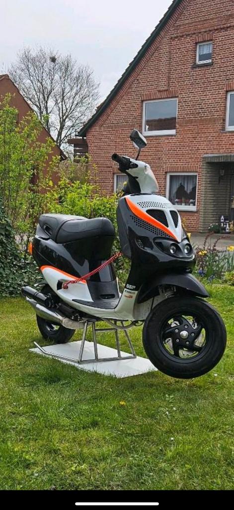 Piaggio zip sp98 duits, Fietsen en Brommers, Scooters | Piaggio, Zo goed als nieuw, Zip, Tweetakt, Ophalen of Verzenden