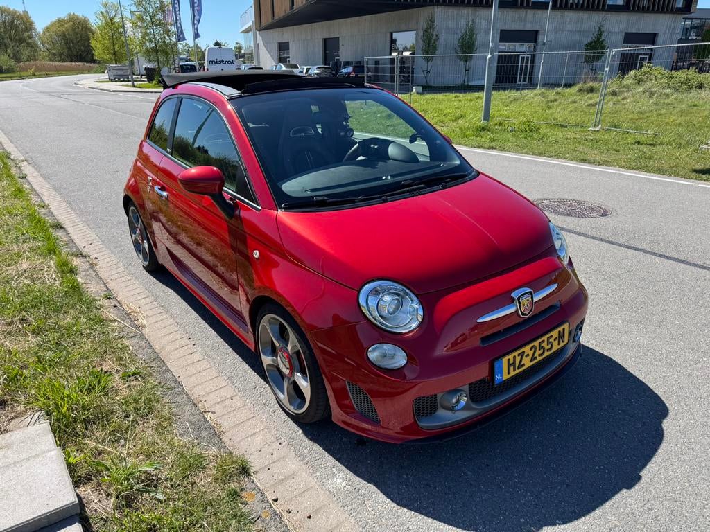 Abarth 595 C Turismo 2016 Rood, Voorwielaandrijving, 40 €/maand, 4 cilinders, Origineel Nederlands