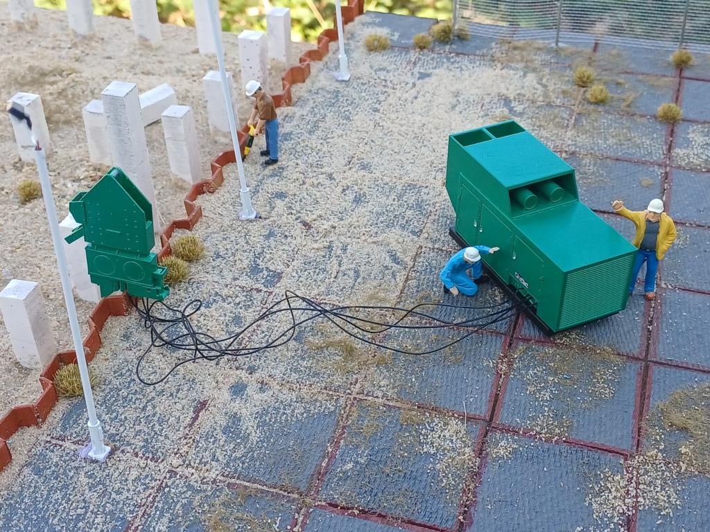 ICE Powerpack met trilblok (Hitachi, Liebherr,Kobelco), Hobby en Vrije tijd, Modelauto's | 1:50, Ophalen of Verzenden, Zo goed als nieuw