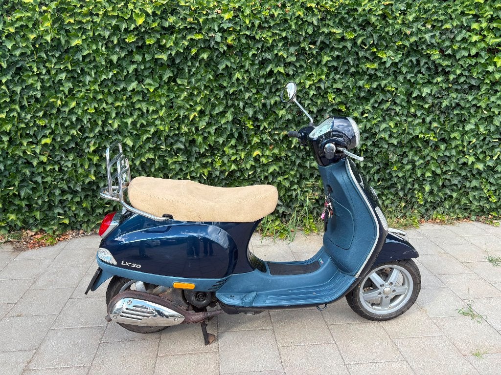 Scooter Vespa lx50 4 takt geel kenteken, Ophalen, Gebruikt, Maximaal 45 km/u, Benzine
