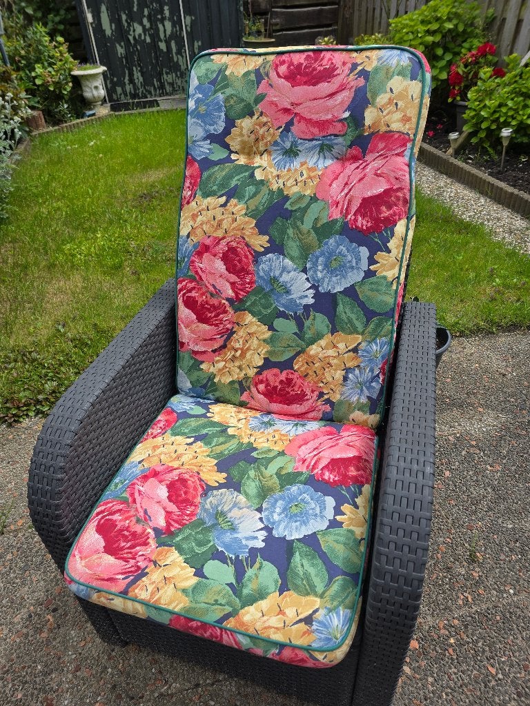 4 mooie tuinkussens, Tuin en Terras, Tuinmeubel-accessoires, Ophalen, Zo goed als nieuw