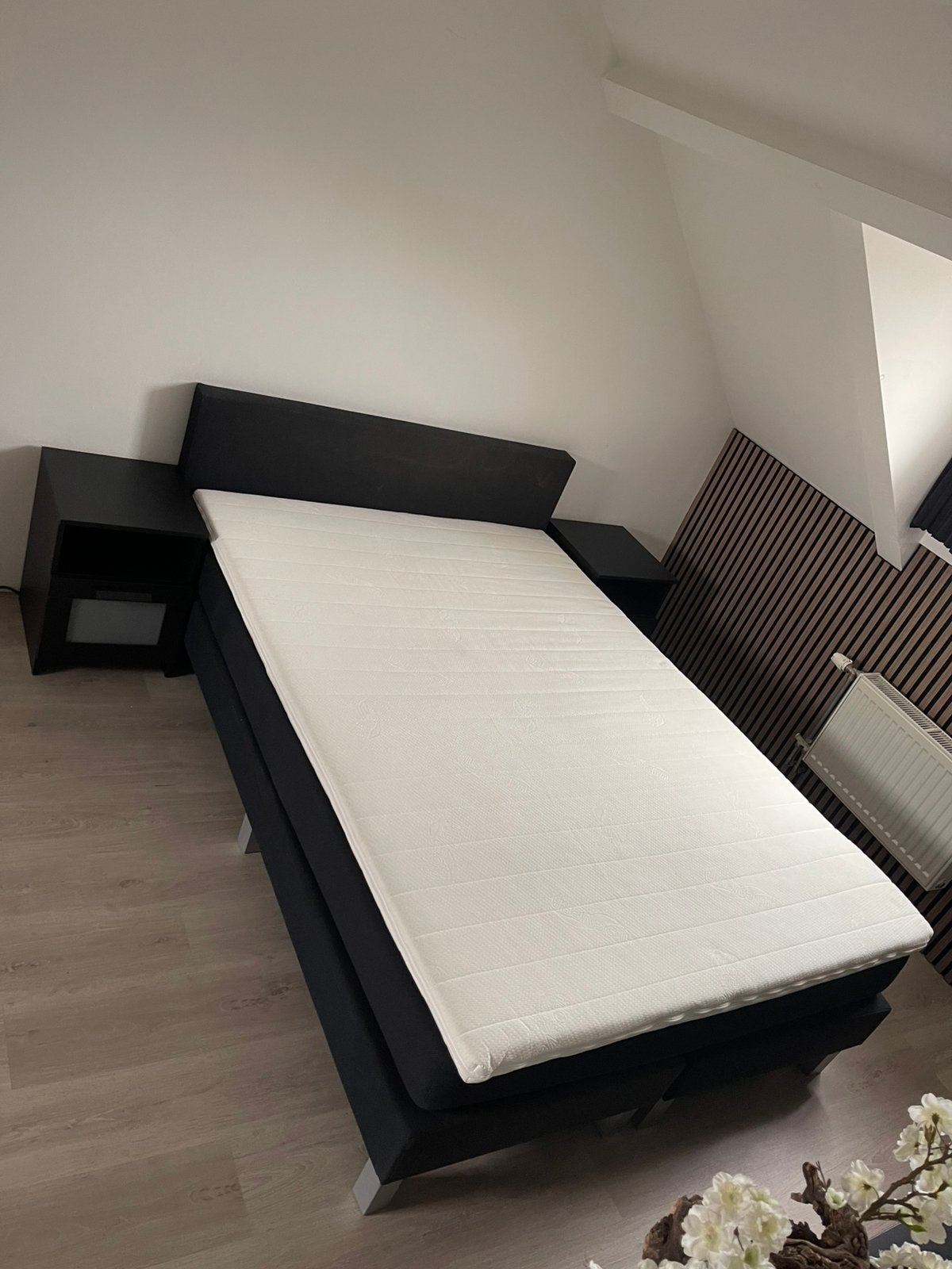 Bed + topper + tv meubel + 2 nachtkastjes, Ophalen, Gebruikt, Tweepersoons, 140 cm
