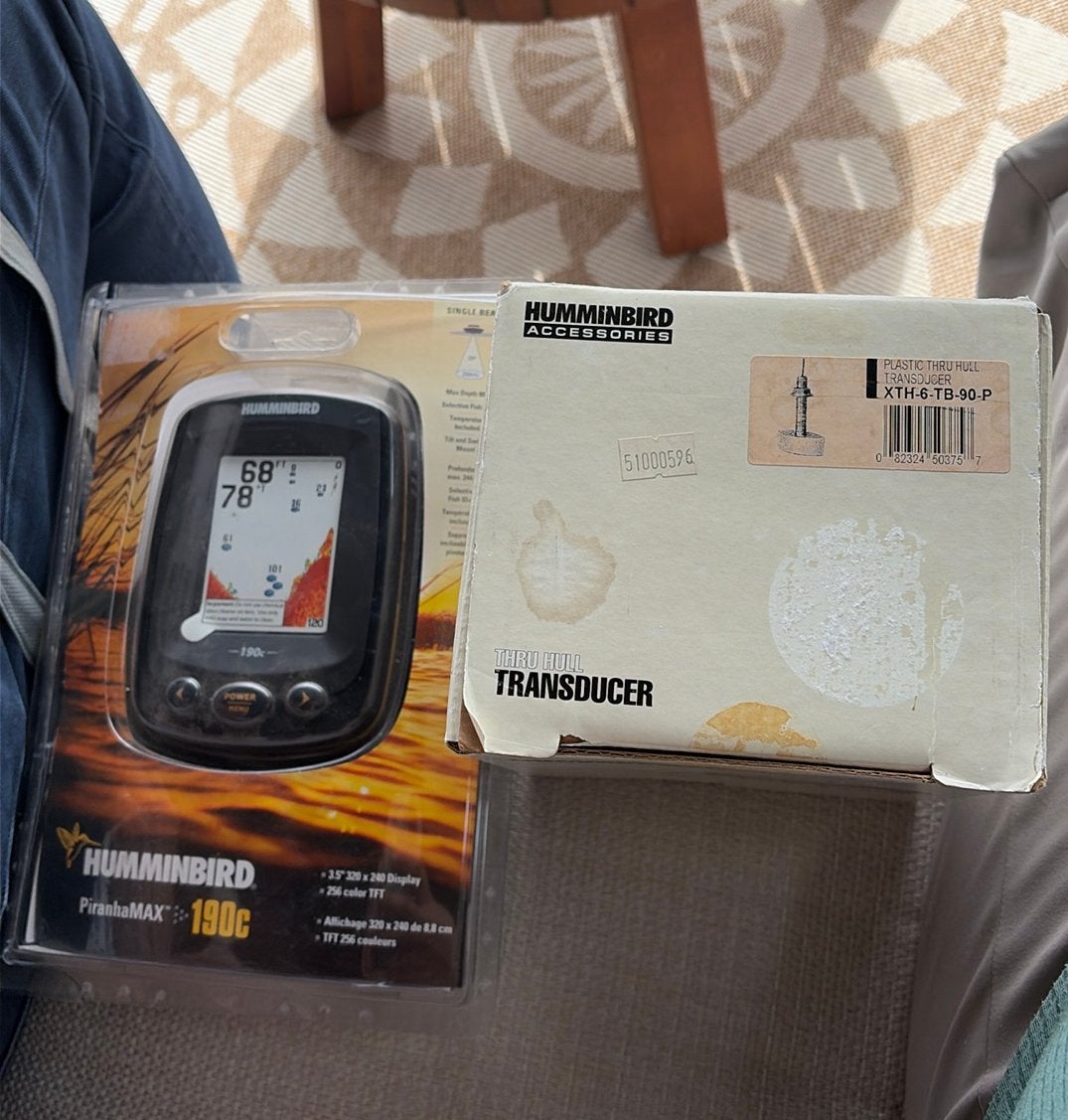 Humminbird dieptemeter en fishfinder + transduce, Ophalen of Verzenden, Nieuw, Overige typen