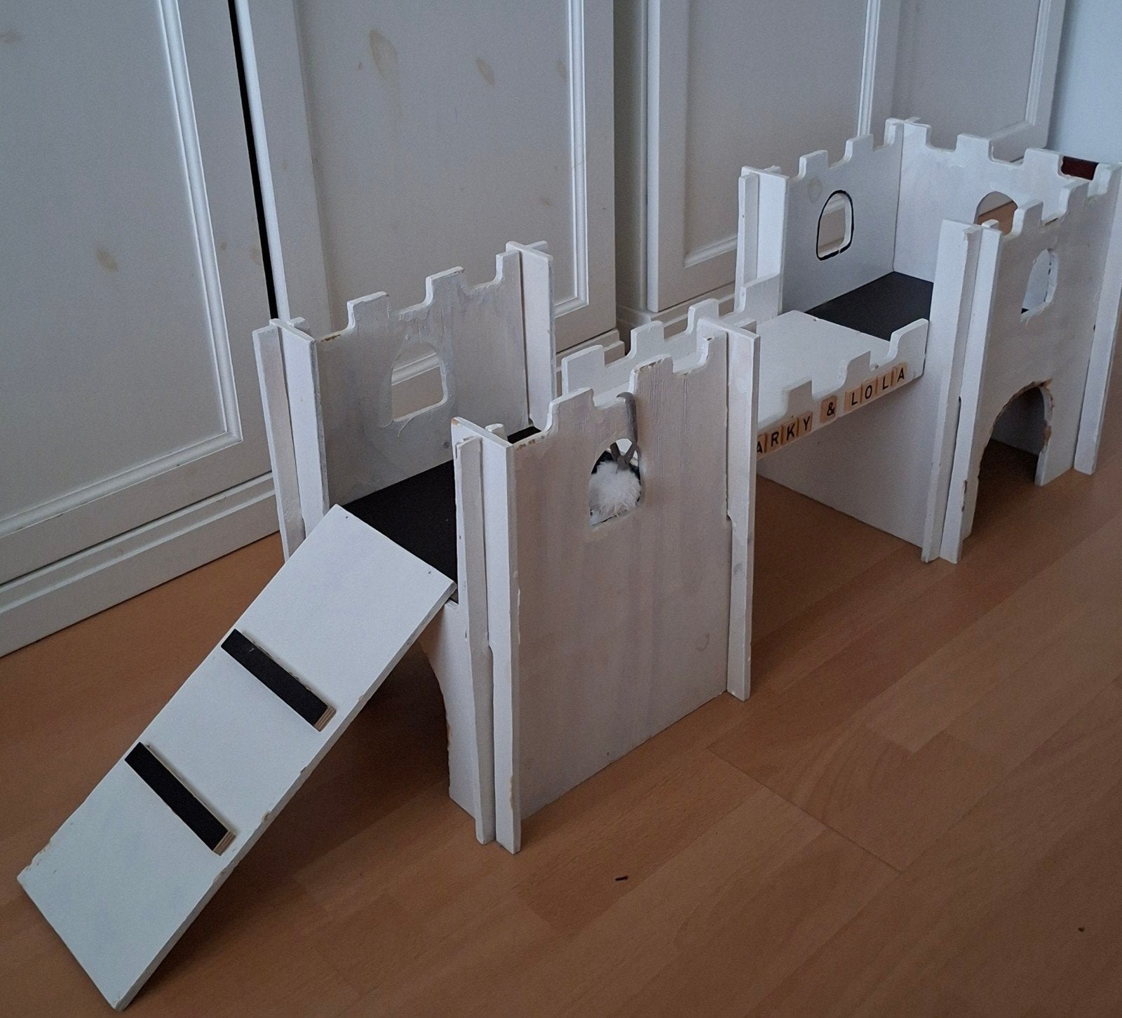 Konijnen kasteel - opknappertje, Dieren en Toebehoren, Ophalen, Gebruikt