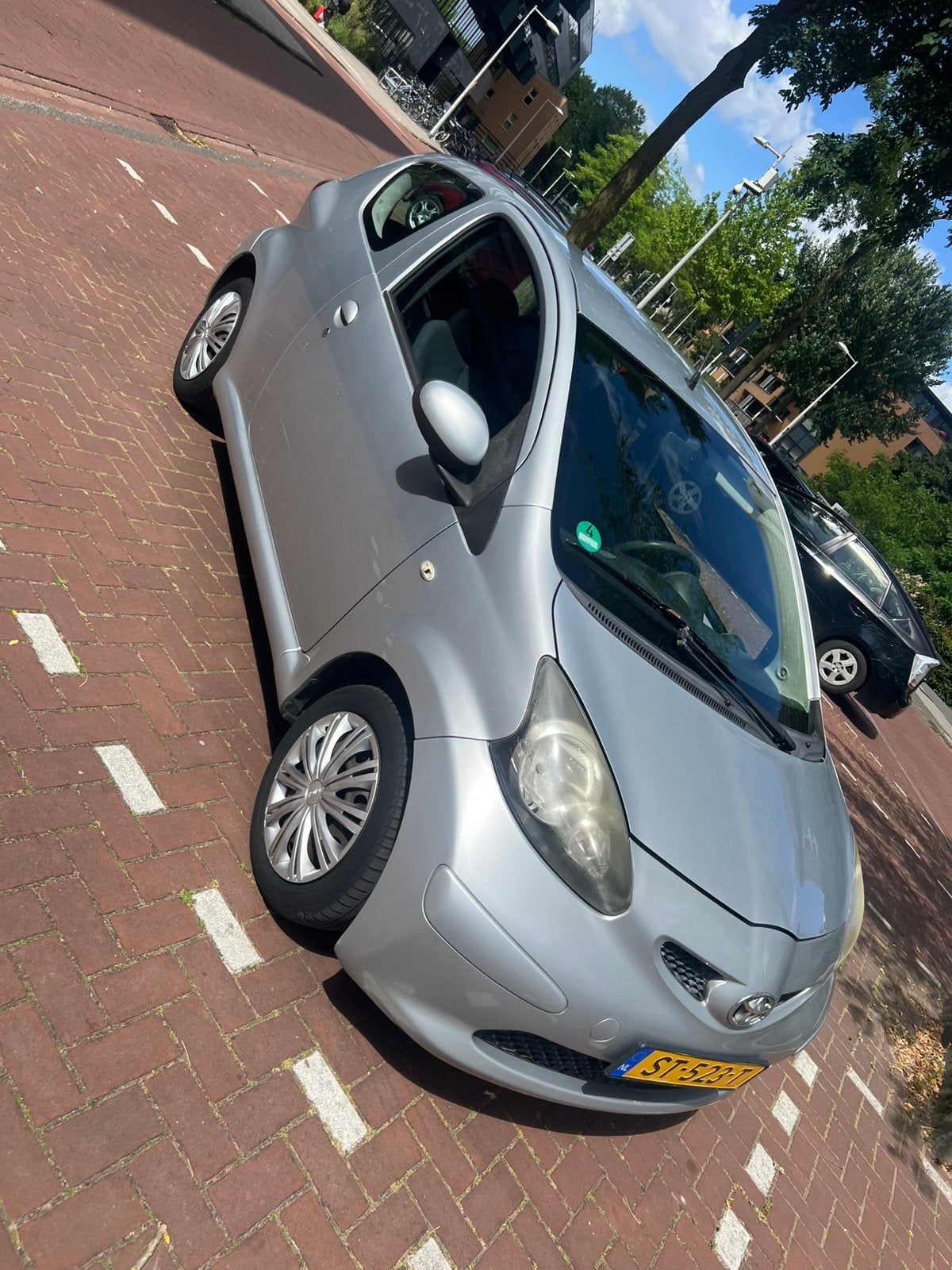 Toyota Aygo 1.0 12V Vvt-i 2006 Grijs, Auto's, Toyota, Voorwielaandrijving, 4 stoelen, 68 pk, Handgeschakeld