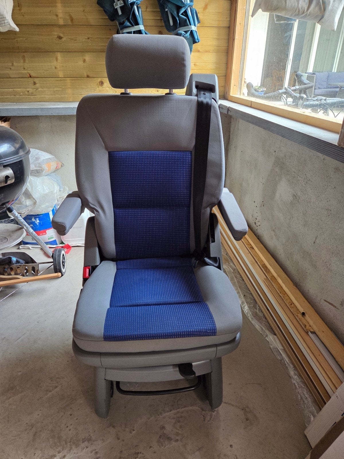 VW T5, T5.1, T6, T6.1 draaibare achterpassagiersstoel, Ophalen, Gebruikt, Volkswagen