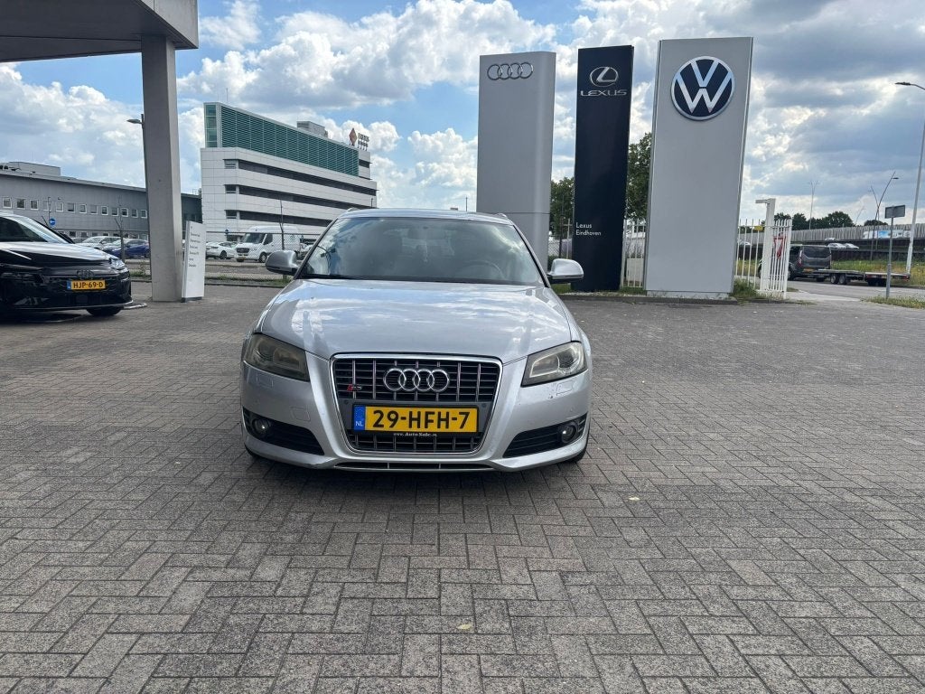 Audi A3 1.8 Tfsi 118KW Sportback AUT 2008 Grijs, Auto's, Audi, 15 km/l, Zwart, 4 cilinders, 700 kg