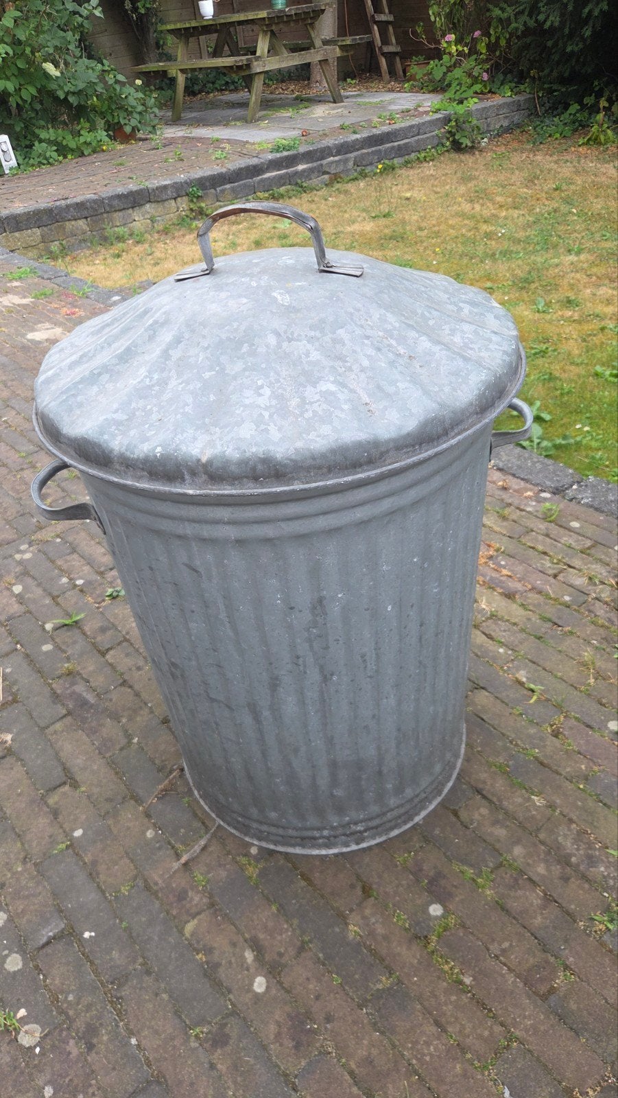 Praktische buiten vuilnisbak, Ophalen, Metaal, Overige typen