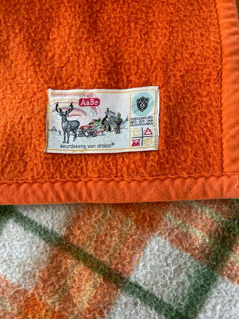 Vintage AaBe deken - Oranje met ruitpatroon, Ophalen of Verzenden