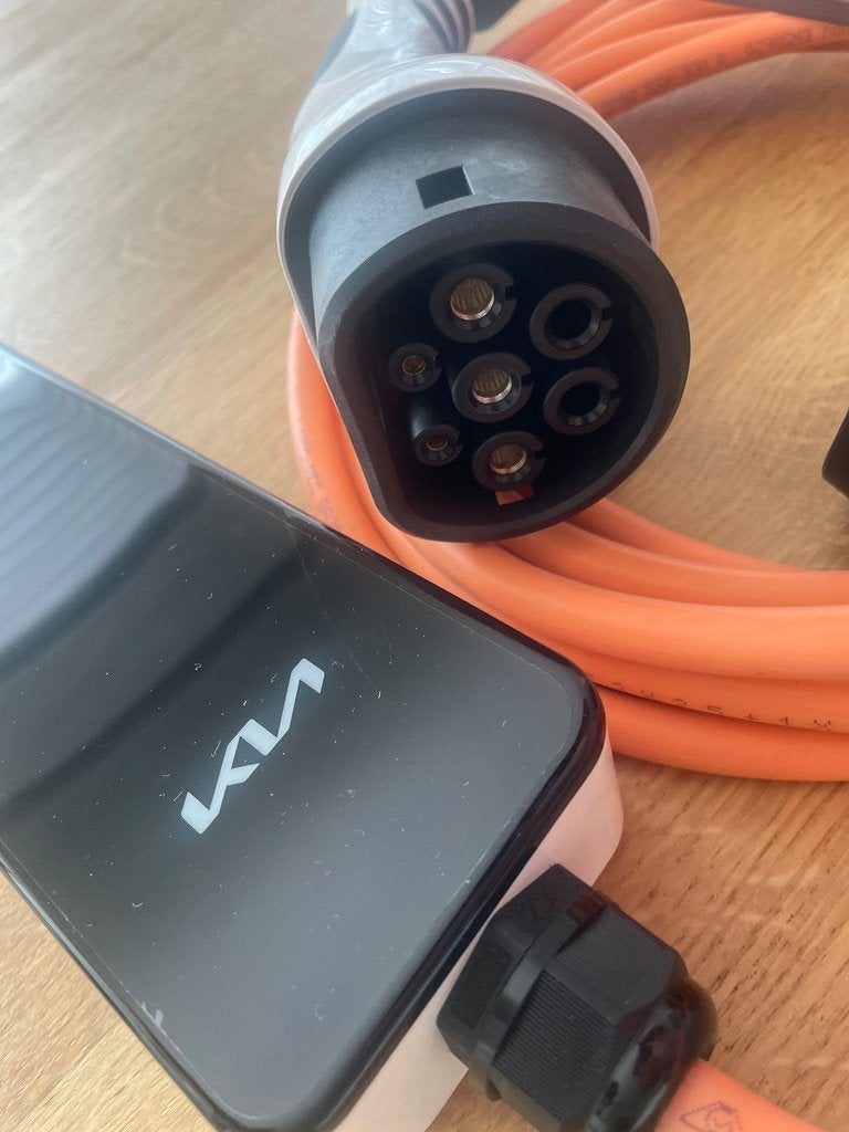 Originele KIA EV PHEV lader 230V - 12A standaard stopcontact, Ophalen of Verzenden, Nieuw, Laadpaal en Laadkabel