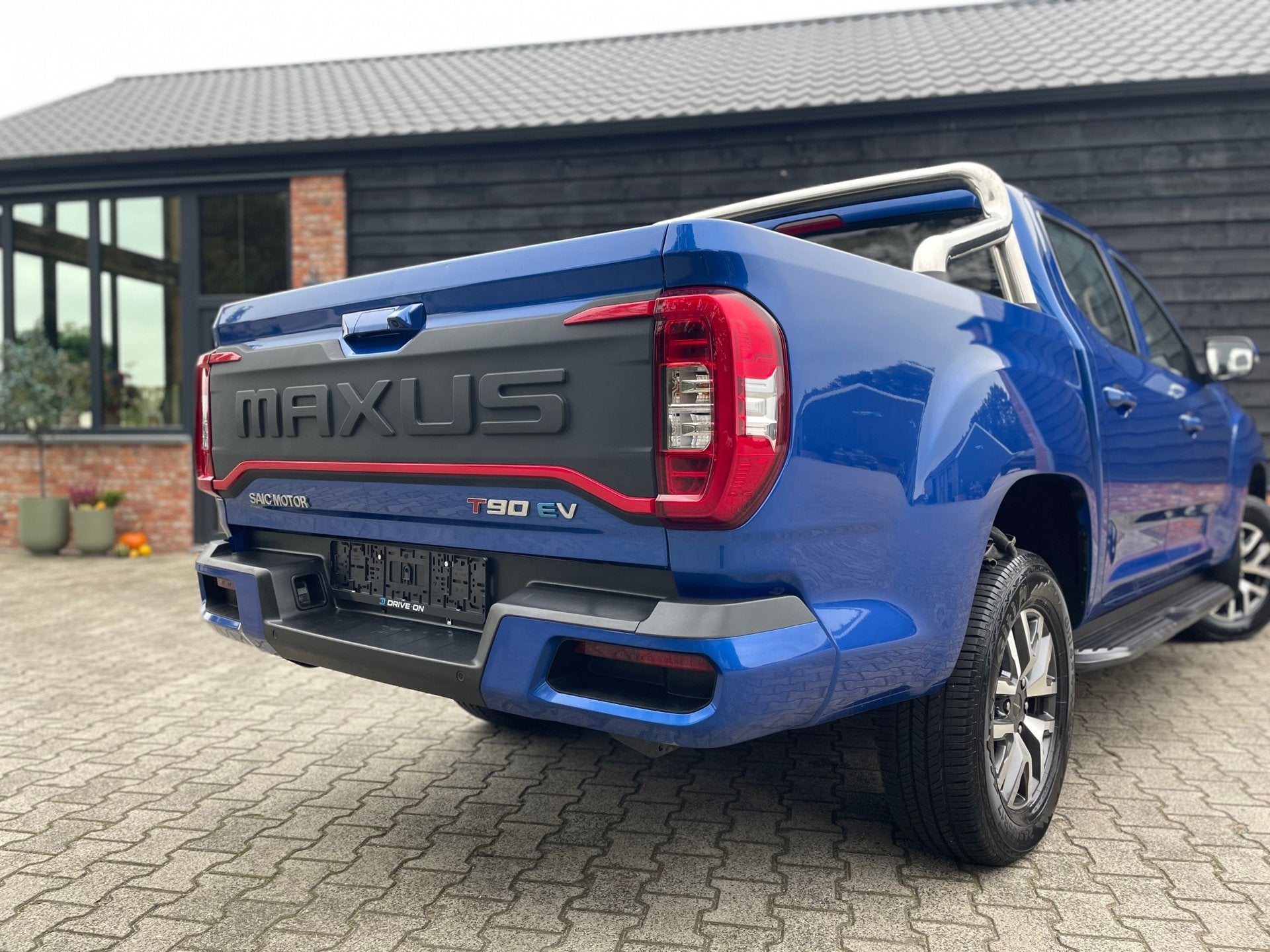 Maxus T90 EV 89 kWh - 3.300 kg trekgewicht - 5 persoons - Ze, Auto's, Automaat, Achterwielaandrijving, Blauw, 177 pk