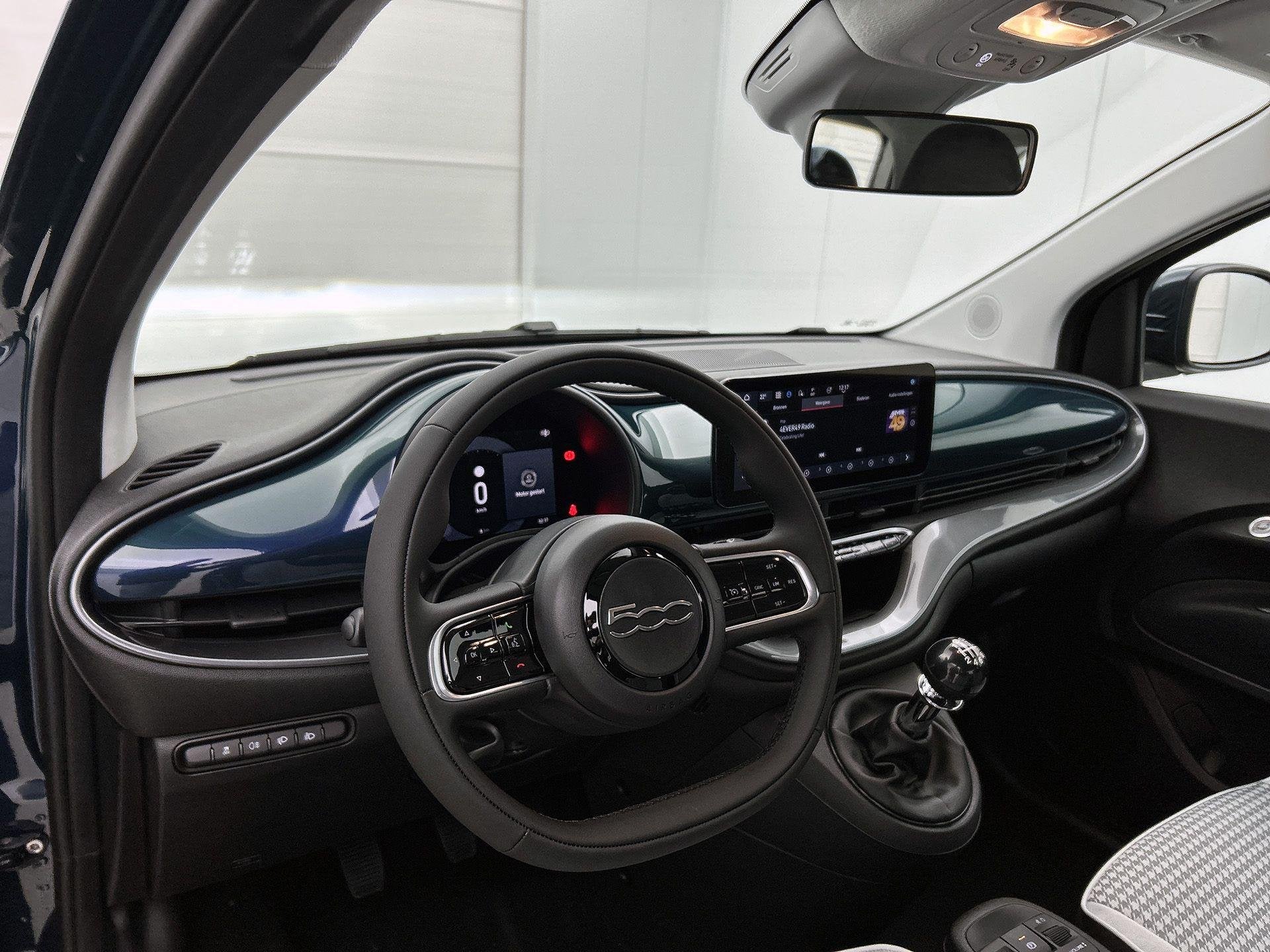 Fiat 500 1.0 Hybrid Torino Launch Edition | Airco | Apple Ca, 12 maanden, Stof, Parkeersensor, Euro 6