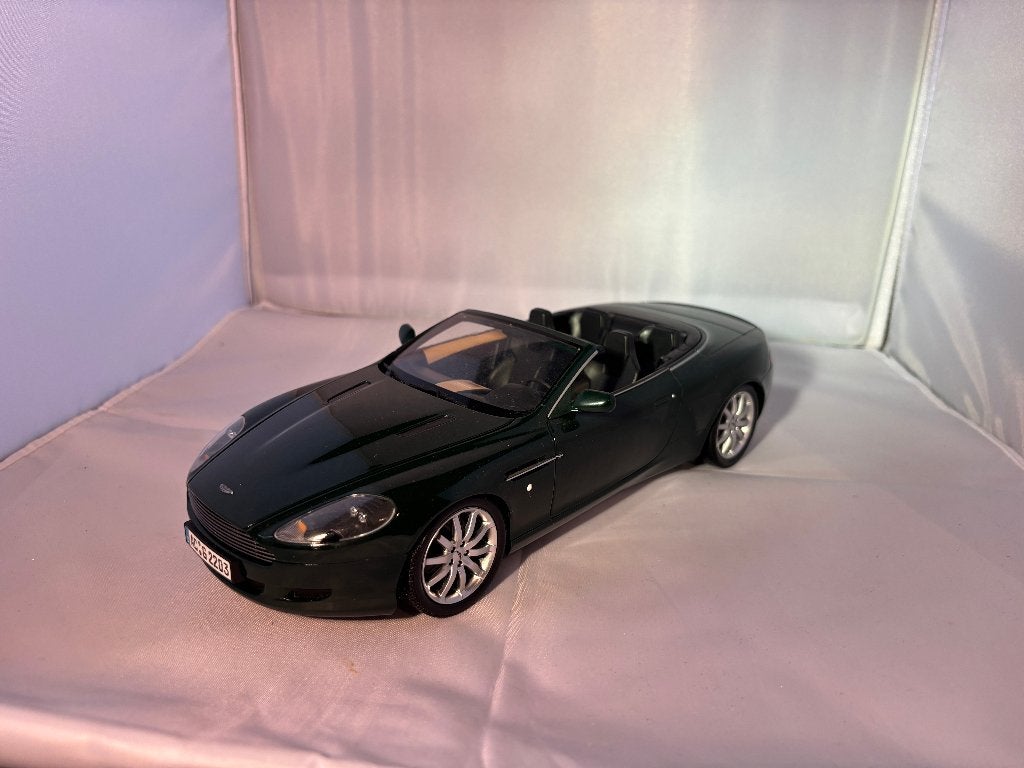Minichamps 1:18 ASTON MARTIN DB9 CONVERTIBLE groen, Ophalen of Verzenden, Zo goed als nieuw, Auto, MiniChamps