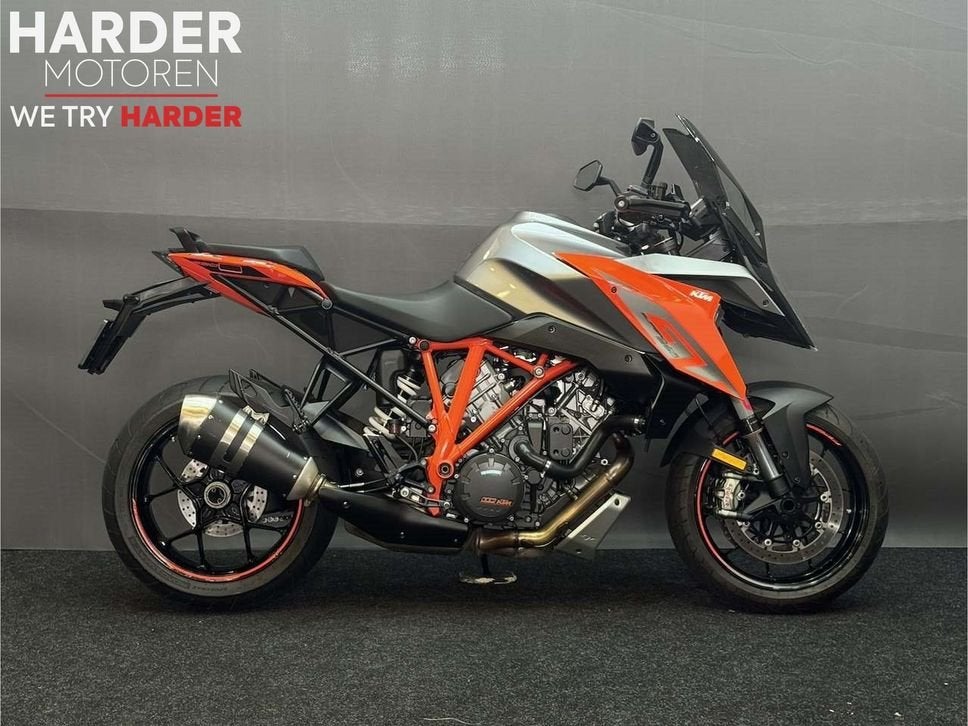 KTM 1290 SUPER DUKE GT | NIEUWSTAAT | INCL GROTE BEURT, 2 cilinders, KTM, Motorrijbewijs A, Bedrijf