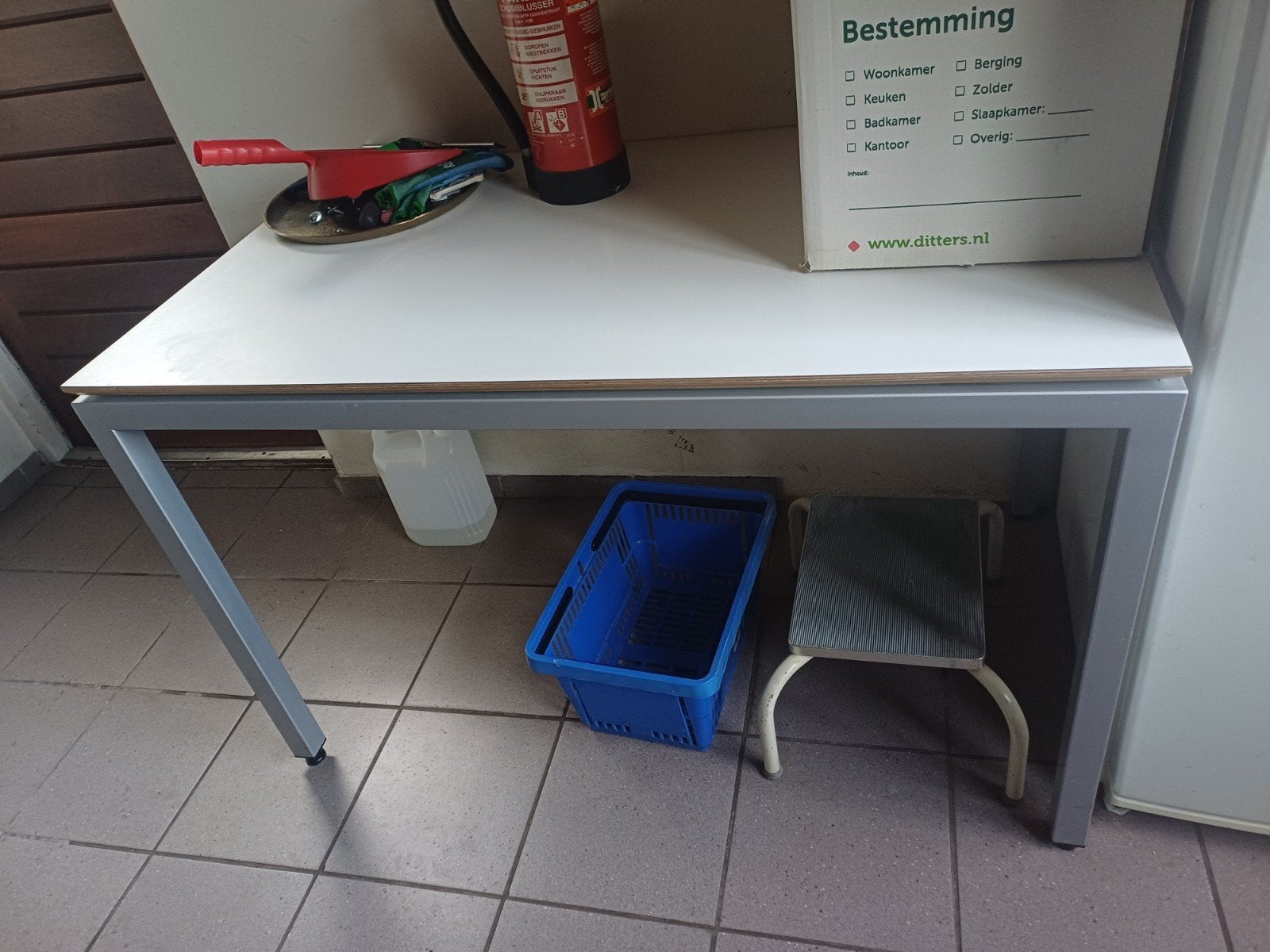 Keukentafel 70x120cm - Ideaal voor kleine ruimtes, Huis en Inrichting, Tafels | Eettafels, Overige houtsoorten, Gebruikt, 100 tot 150 cm