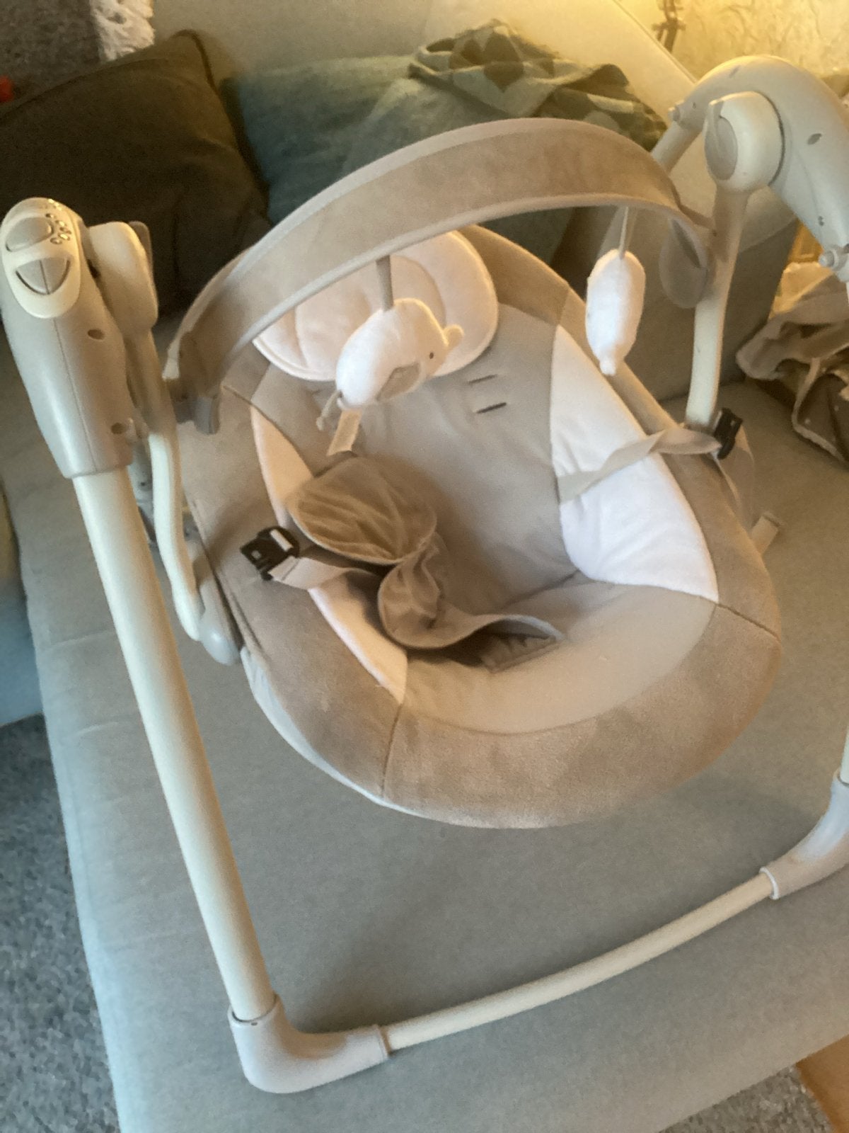 Comfortabele baby schommelstoel met muziek en vibratie, Ophalen, Gebruikt