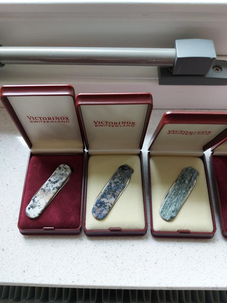 Victorinox Rocknives Classic LE mes zakmes, Ophalen of Verzenden, Nieuw