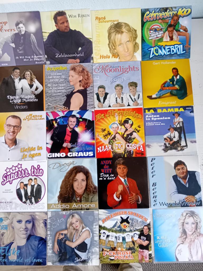 Grote collectie Nederlandse muziek CD singles..20 stuks., Cd's en Dvd's, Cd's | Nederlandstalig, Zo goed als nieuw, Levenslied of Smartlap