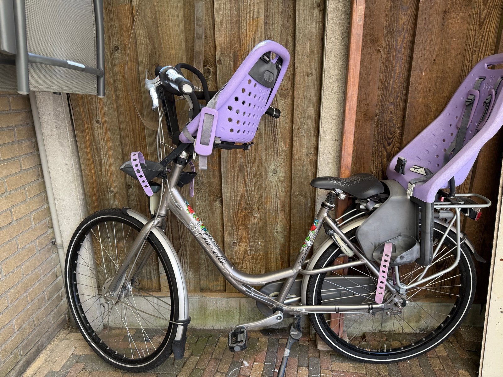 Gazelle fiets met Yepp kinderzitjes (voor en achter), Ophalen, Gebruikt, Versnellingen, 50 tot 53 cm