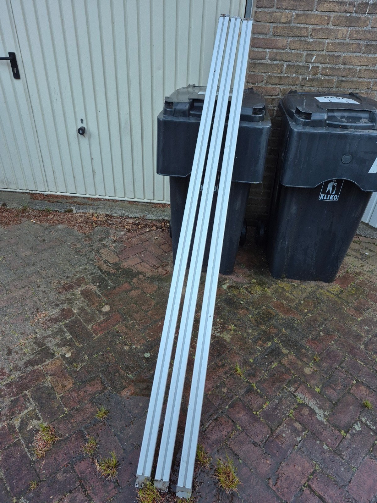 Thule Omnistore montagerails 3 stuks, Ophalen, Gebruikt