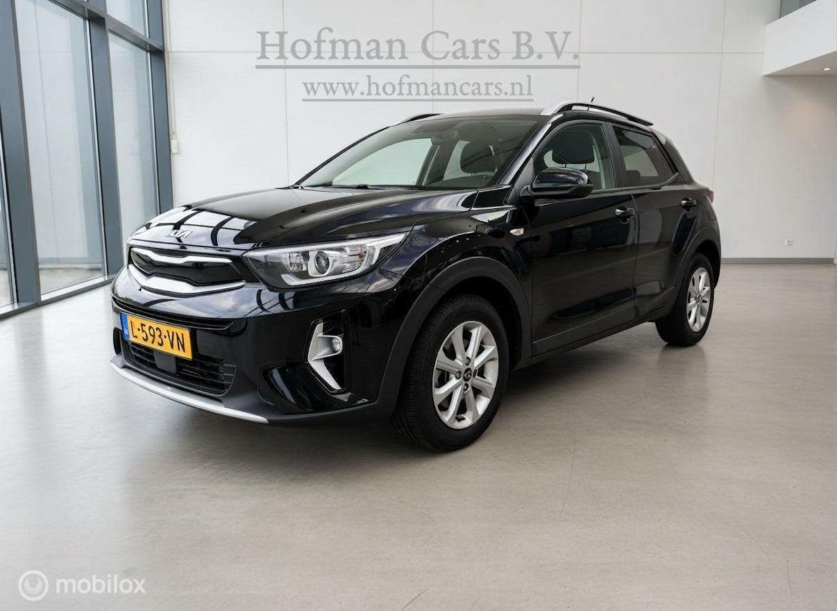 Kia Stonic 1.0 T-GDi MHEV DynamicLine | Trekhaak | Camera |, Auto's, Voorwielaandrijving, Gebruikt, Automatische klimaatregeling