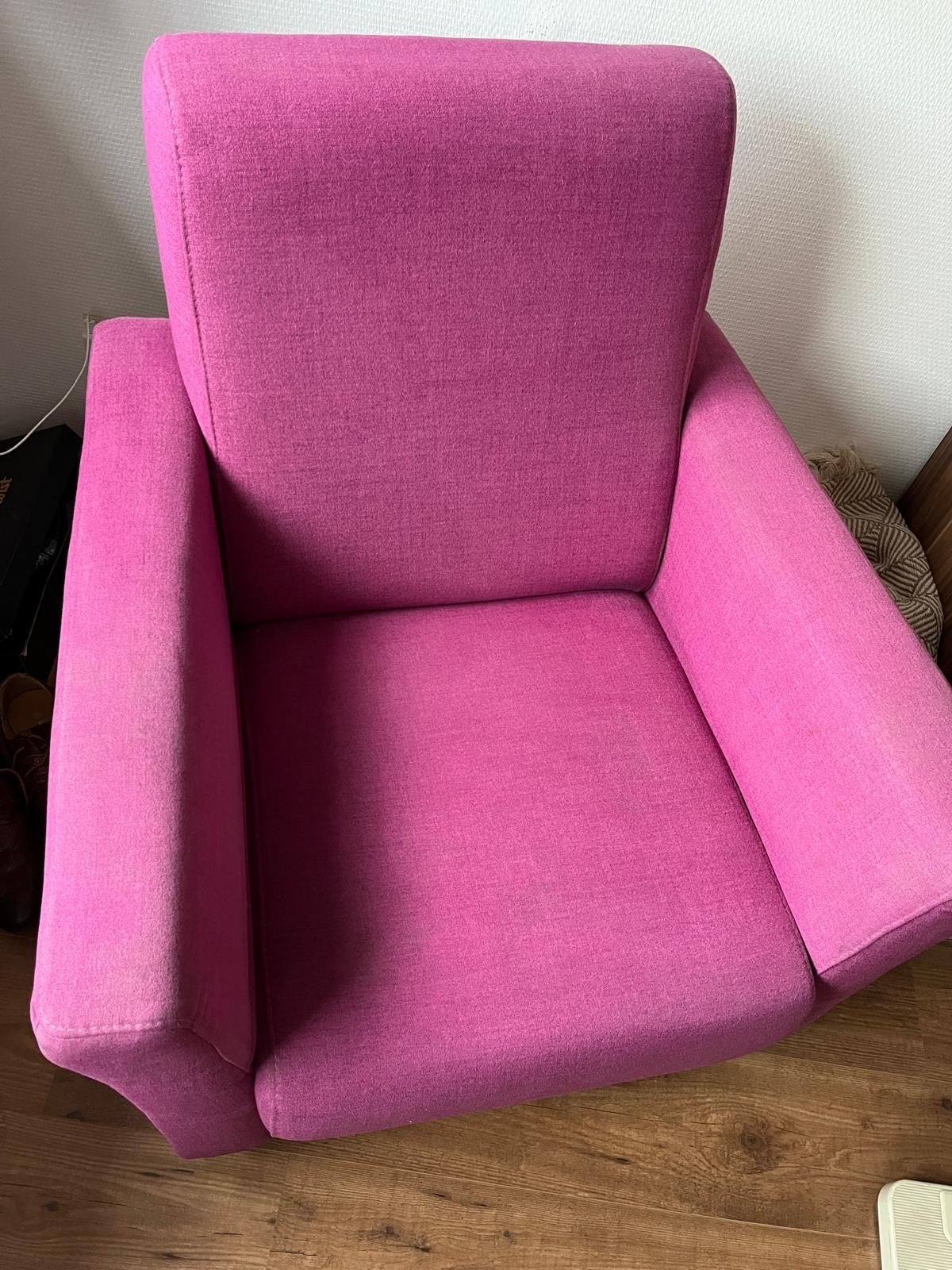 Comfortabele roze fauteuil - Gebruikt, Huis en Inrichting, Ophalen, Gebruikt, Minder dan 75 cm, Stof