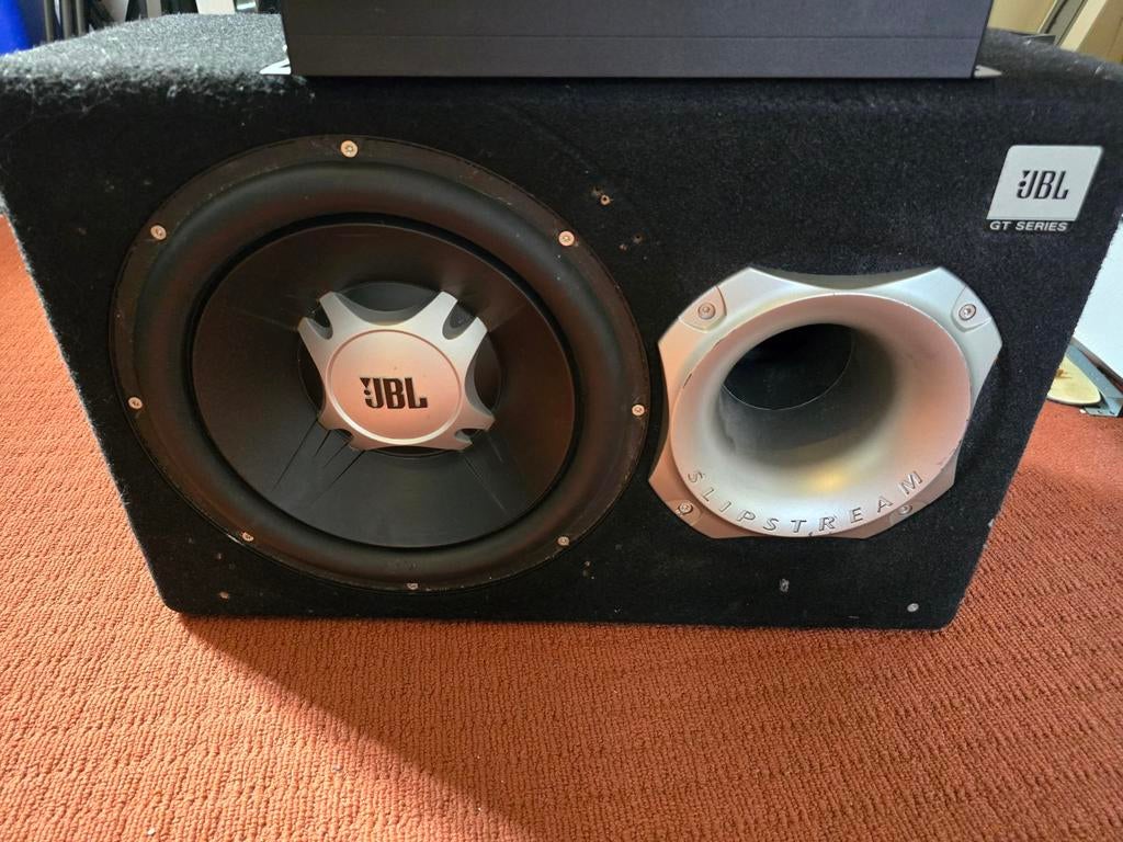 Jbl subwoofer met Magnat versterker, Ophalen