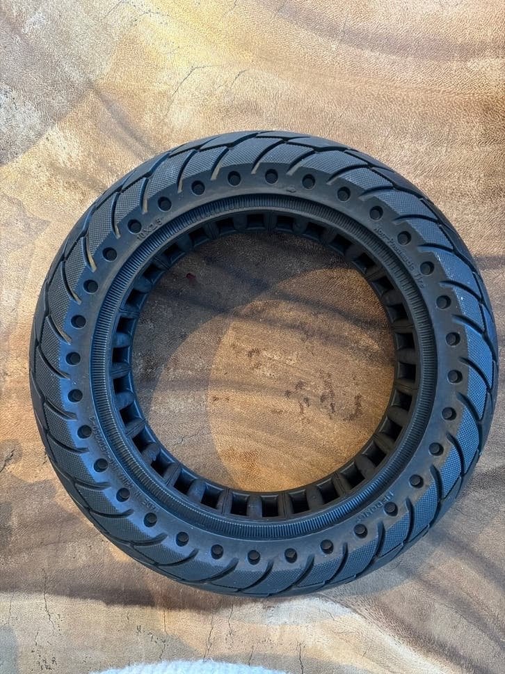 Massieve band voor elektrische step 10 inch x 2,5 inch, Ophalen of Verzenden, Nieuw, Overige typen