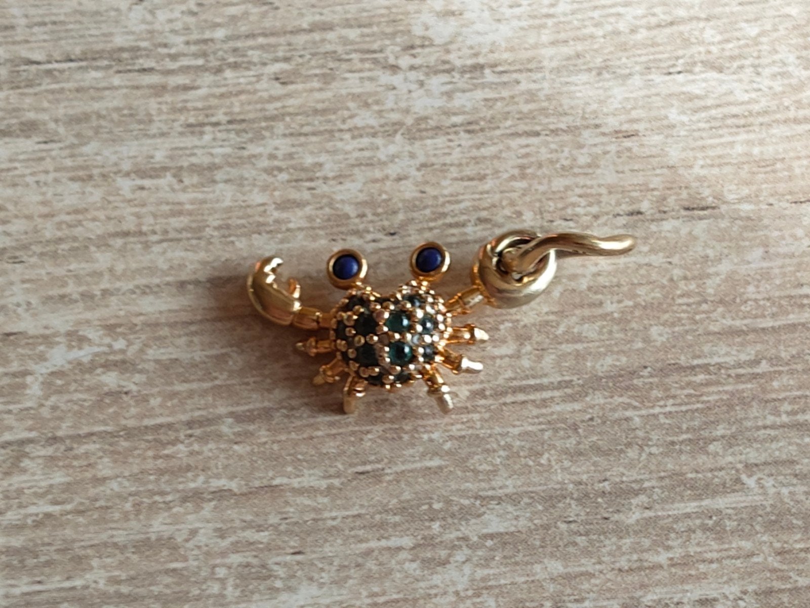Te koop gouden Pandora bbeedel  kreeft, Sieraden, Tassen en Uiterlijk, Bedels, Ophalen of Verzenden, Zo goed als nieuw, Goud, Pandora