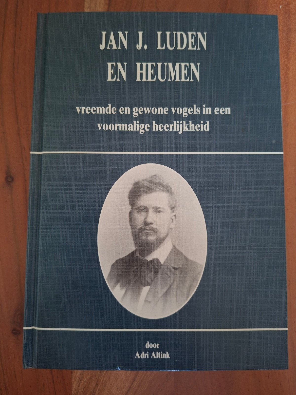 Jan J. Luden en Heumen: Vreemde en Gewone Vogels, Ophalen of Verzenden, Nieuw, Adri Altink