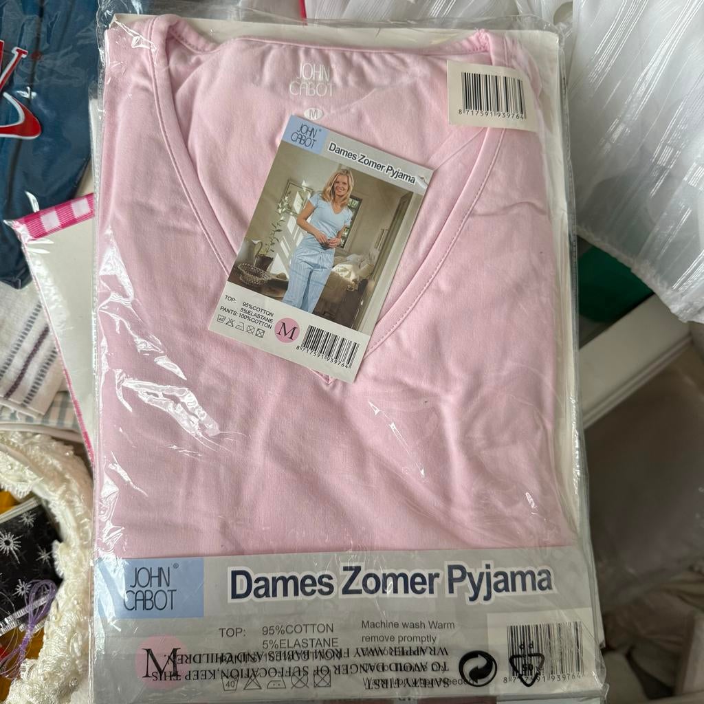 Johan Cabot Pyjama Set: Blauw (L) & Roze (M) - Comfortabel, Ophalen of Verzenden, Zo goed als nieuw, Maat 38/40 (M)