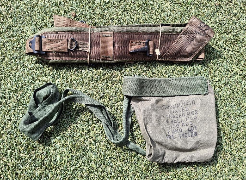 US Army Vietnam M1967 Suspenders + M4 Bandoleer, Verzenden, Amerika, Embleem of Badge