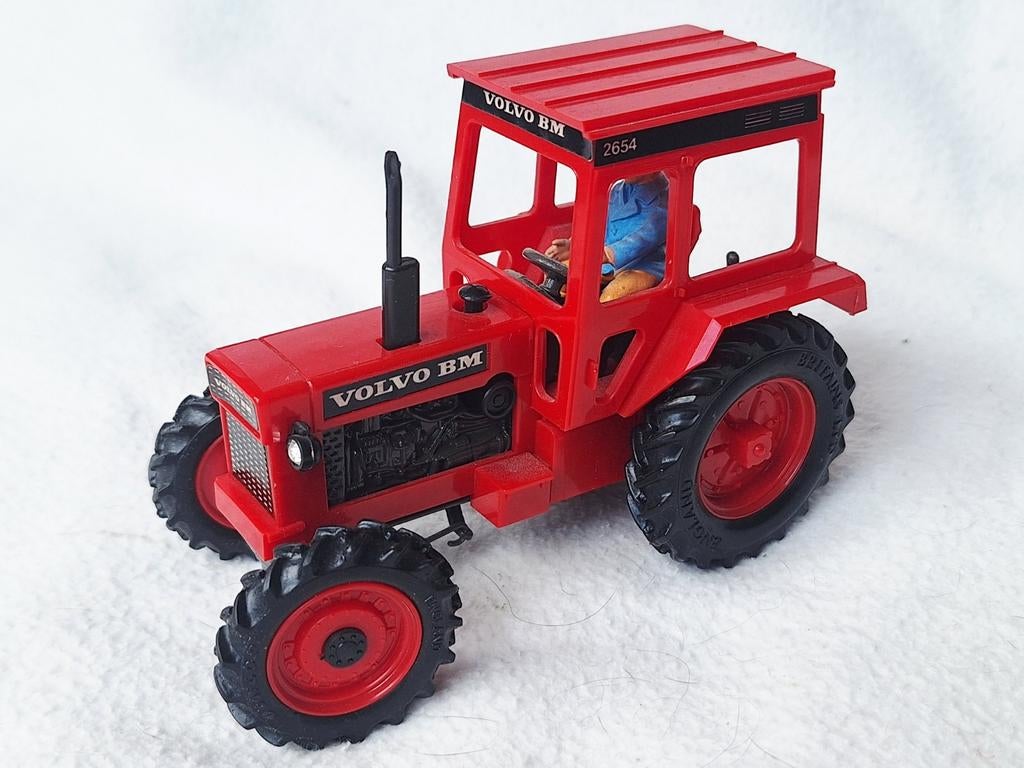 Volvo BM 2654 Tractor model van Britains, Ophalen of Verzenden, Zo goed als nieuw, Tractor of Landbouw, Britains