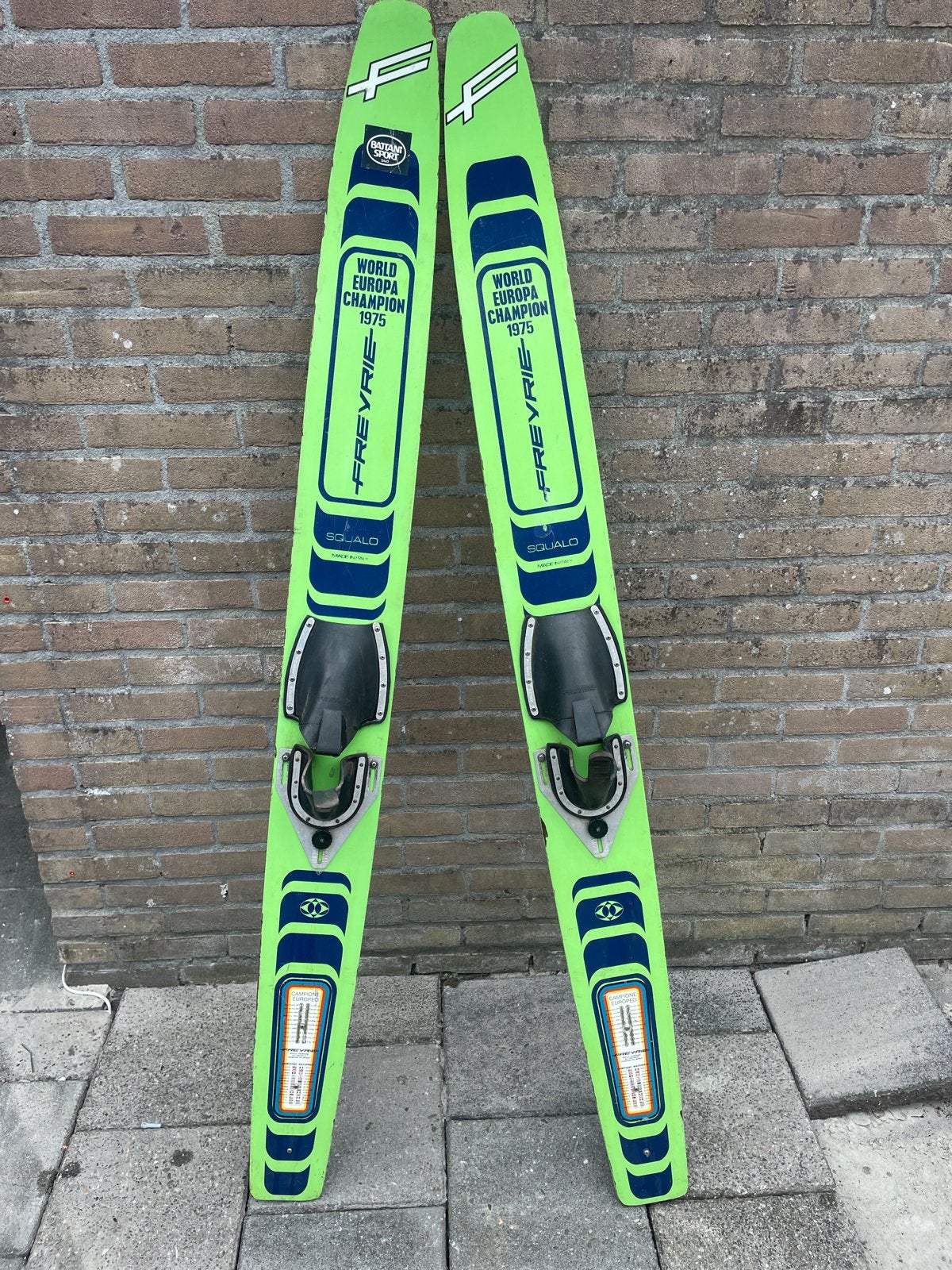 Vintage waterski's - Decoratie of nog te gebruiken, Watersport en Boten, Ophalen of Verzenden, Gebruikt, 160 cm of meer, Waterski's