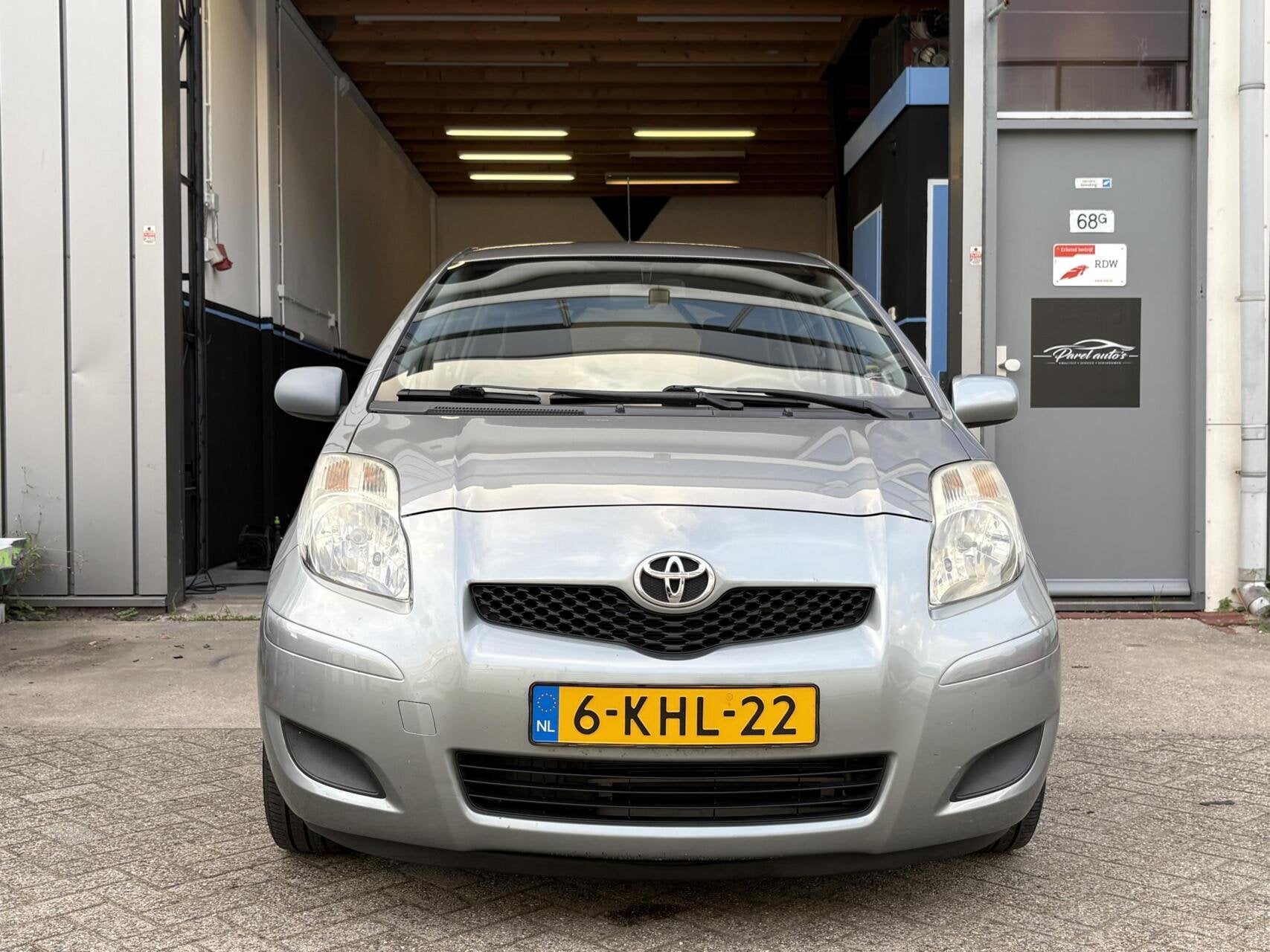 Foto 2 van Toyota Yaris 1.3 VVTi Dynamic|APk|Automaat|5 Deuren