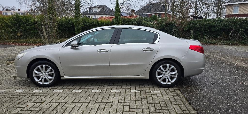 Peugeot 508 1.6 THP 115KW/156PK 2011 Beige, Auto's, Voorwielaandrijving, Zwart, Leder en Stof, Beige