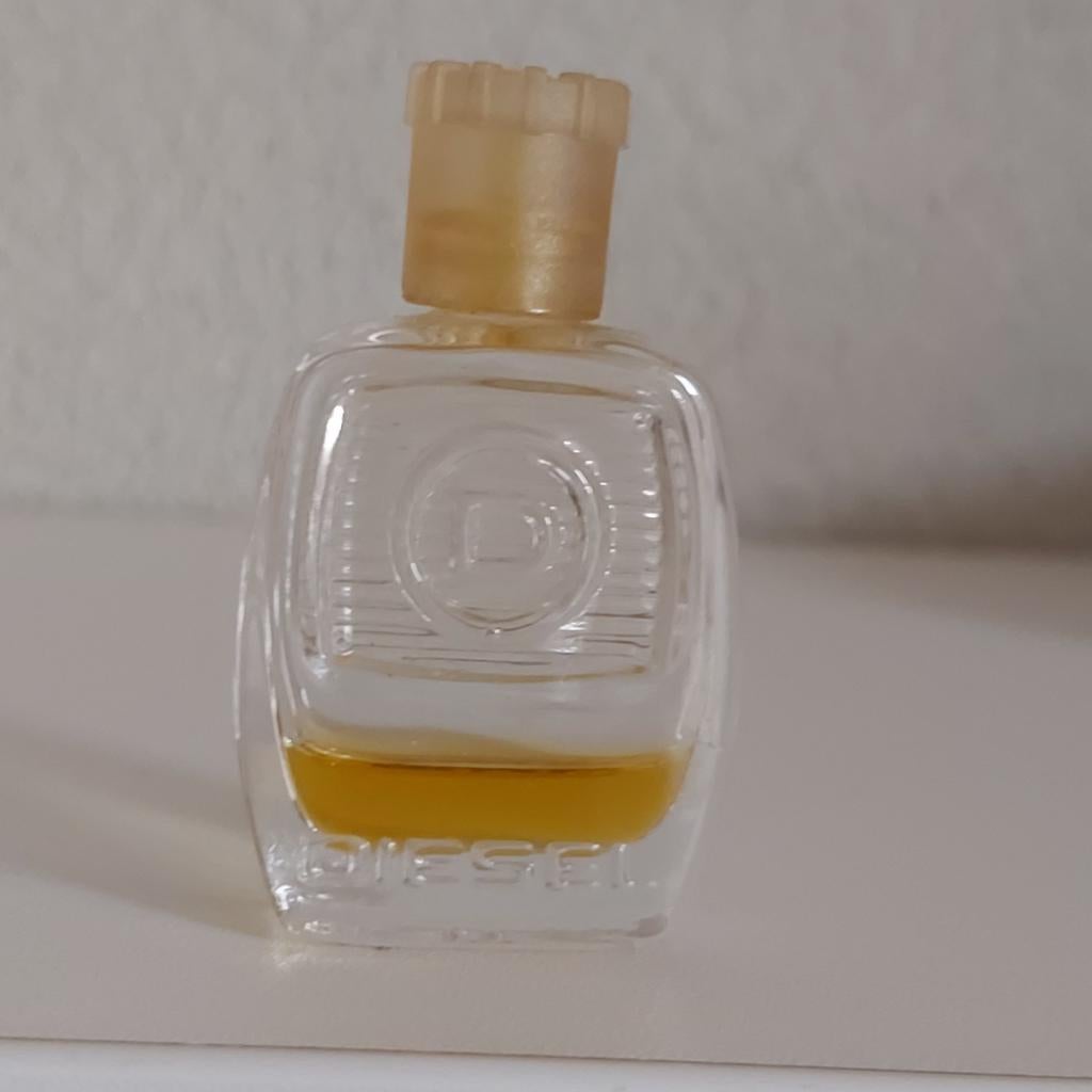 Bijna lege parfum Diesel, Ophalen of Verzenden, Zo goed als nieuw, Parfumfles