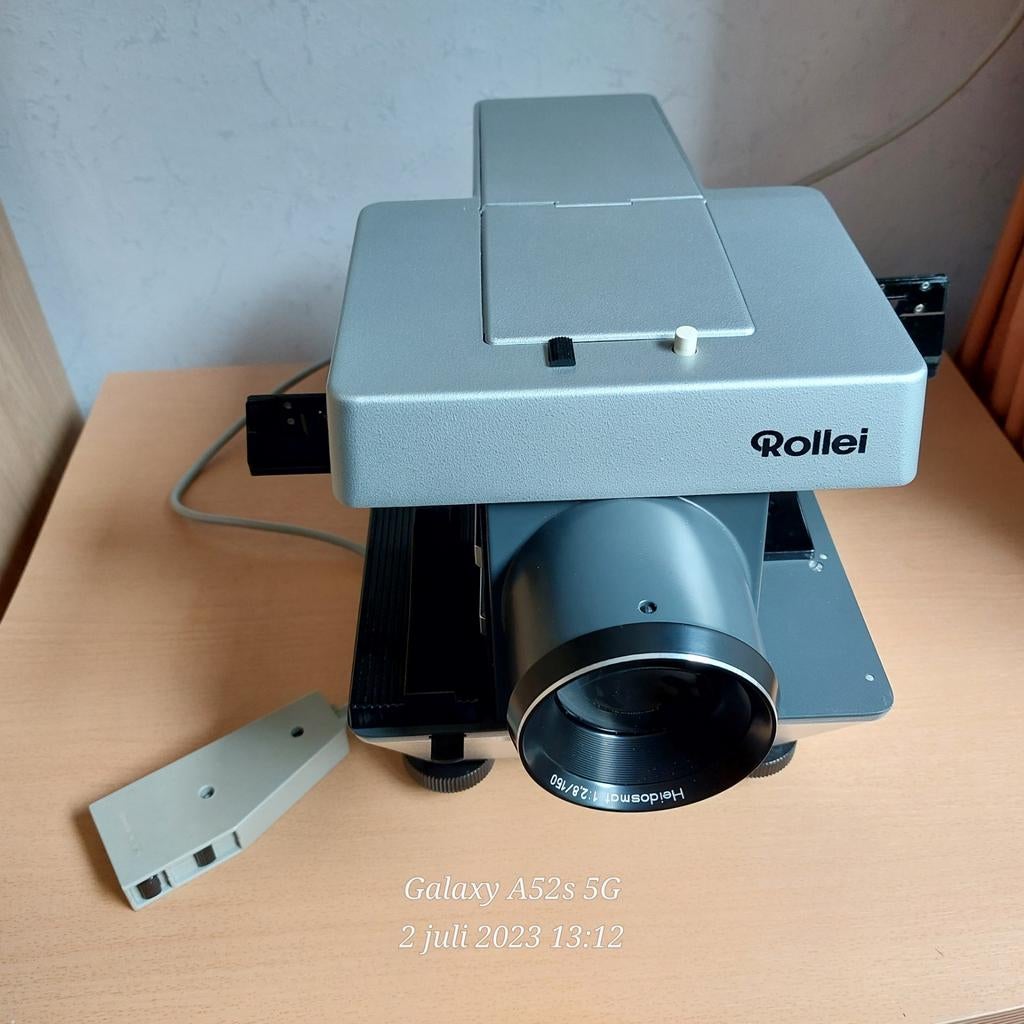 Rollei Projector - Dia Projector, Audio, Tv en Foto, Diaprojectors, Ophalen, Gebruikt, Met scherm