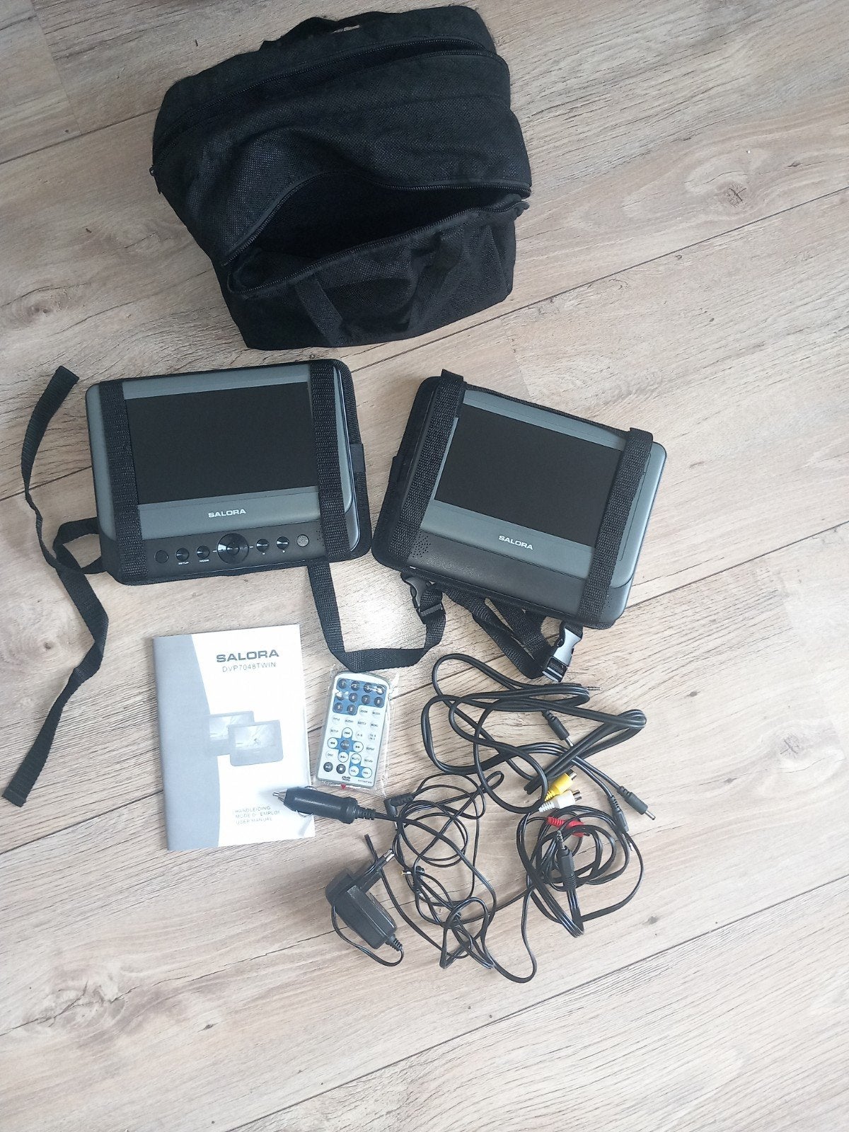 Salora DVP7048TWIN - Portable DVD spelers, Gebruikt, Draagbaar, Ophalen of Verzenden, Overige merken