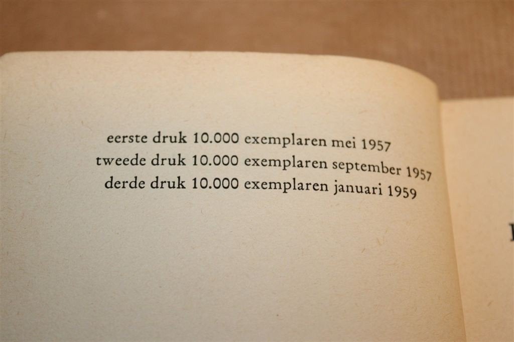 Het Bittere Kruid — Marga Minco, 3e druk 1959, Boeken, Literatuur, Ophalen of Verzenden, Gelezen