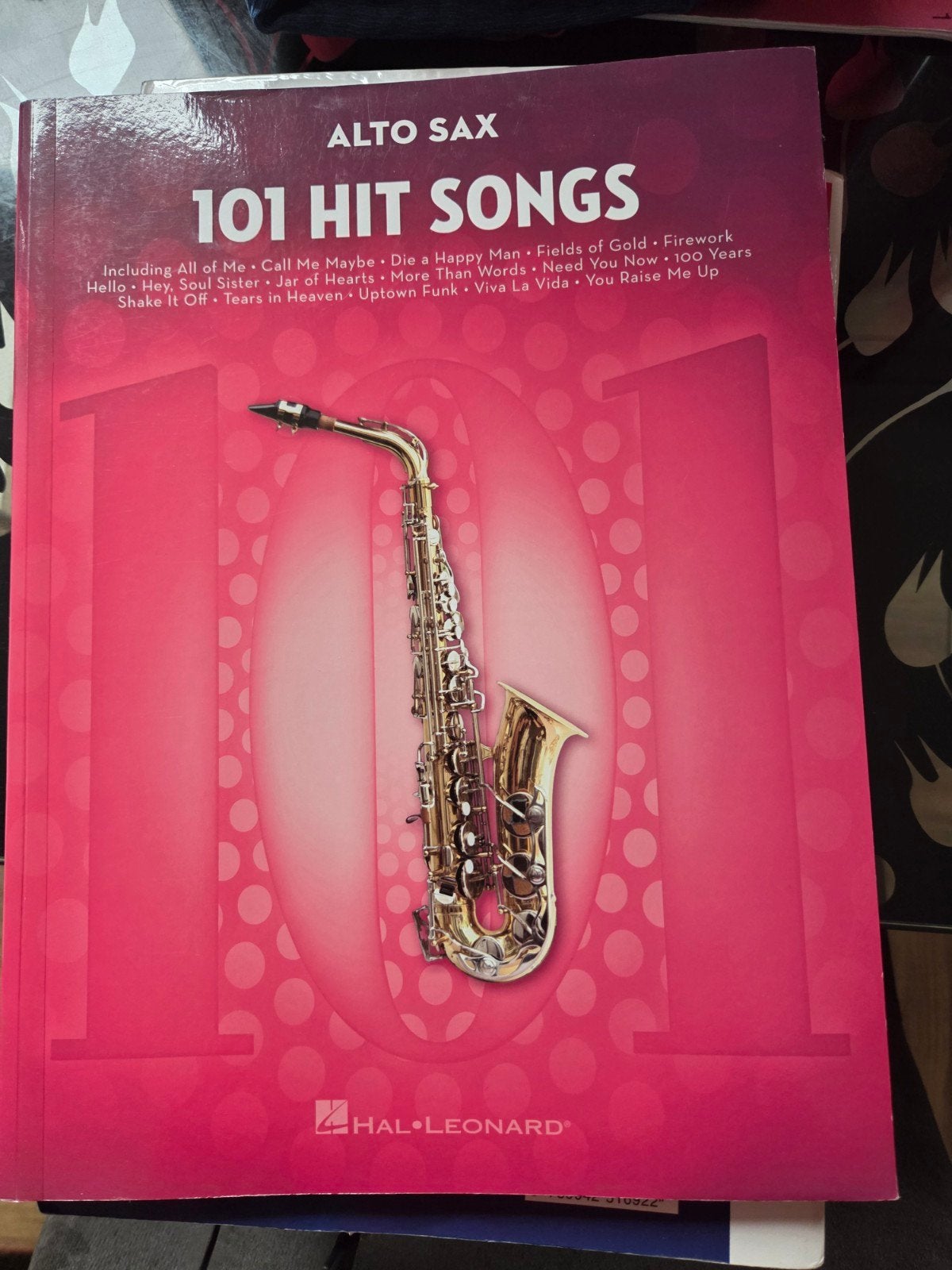 101 Hit Songs voor Altsaxofoon - Hal Leonard Bladmuziek, Saxofoon, Ophalen of Verzenden, Zo goed als nieuw, Thema