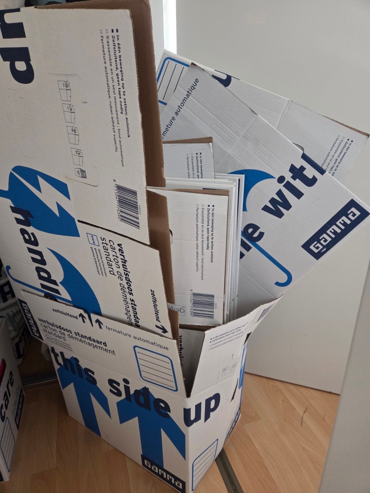 13 verhuisdozen, Ophalen, 50 tot 75 cm, Minder dan 40 cm, 35 tot 50 cm
