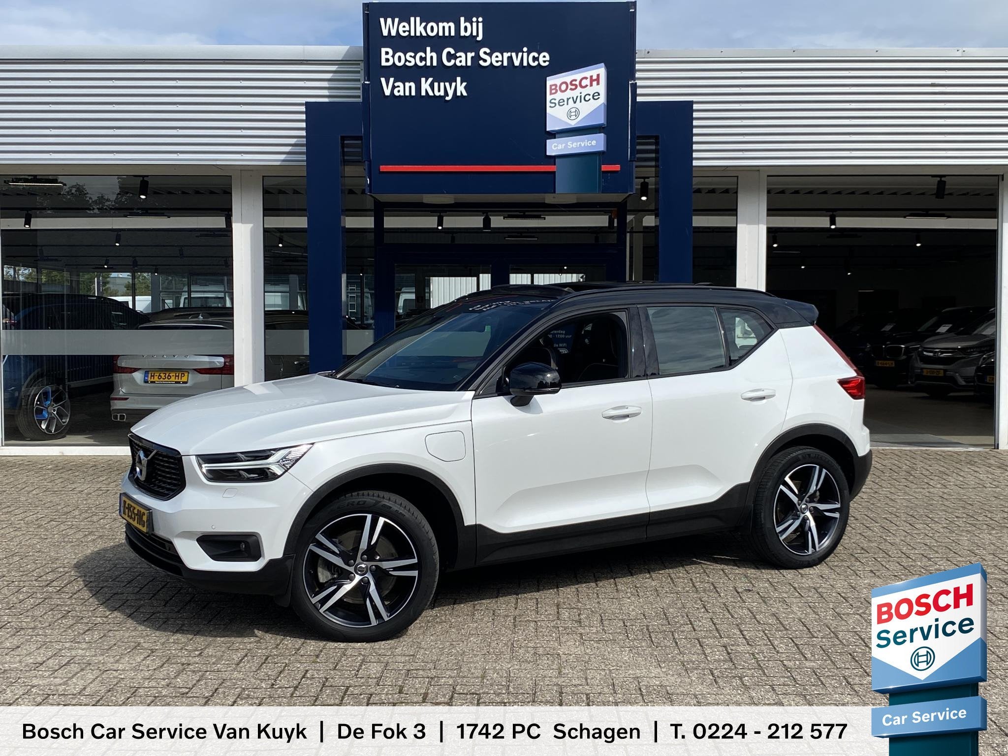 Volvo XC40 1.5 T5 Twin Engine R-Design / Automaat / Dealer-O, Dealer onderhouden, Euro 6, Wit, Plug-in hybride