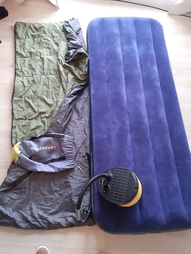 Luchtbed 1-persoons met slaapzak met pomp, Caravans en Kamperen, Luchtbedden, Ophalen, Gebruikt, 1-persoons