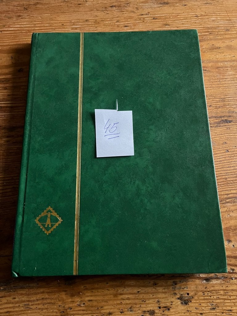 Postzegel album 45 Deutsches Reich Duitse Rijk 35€ incl, Postzegels en Munten, Postzegels | Volle albums en Verzamelingen, Ophalen of Verzenden