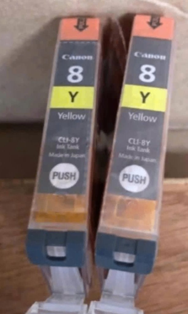 Twee gele cartridges  Canon CLI-8Y Yellow, Computers en Software, Ophalen of Verzenden, Nieuw, Cartridge, Canon