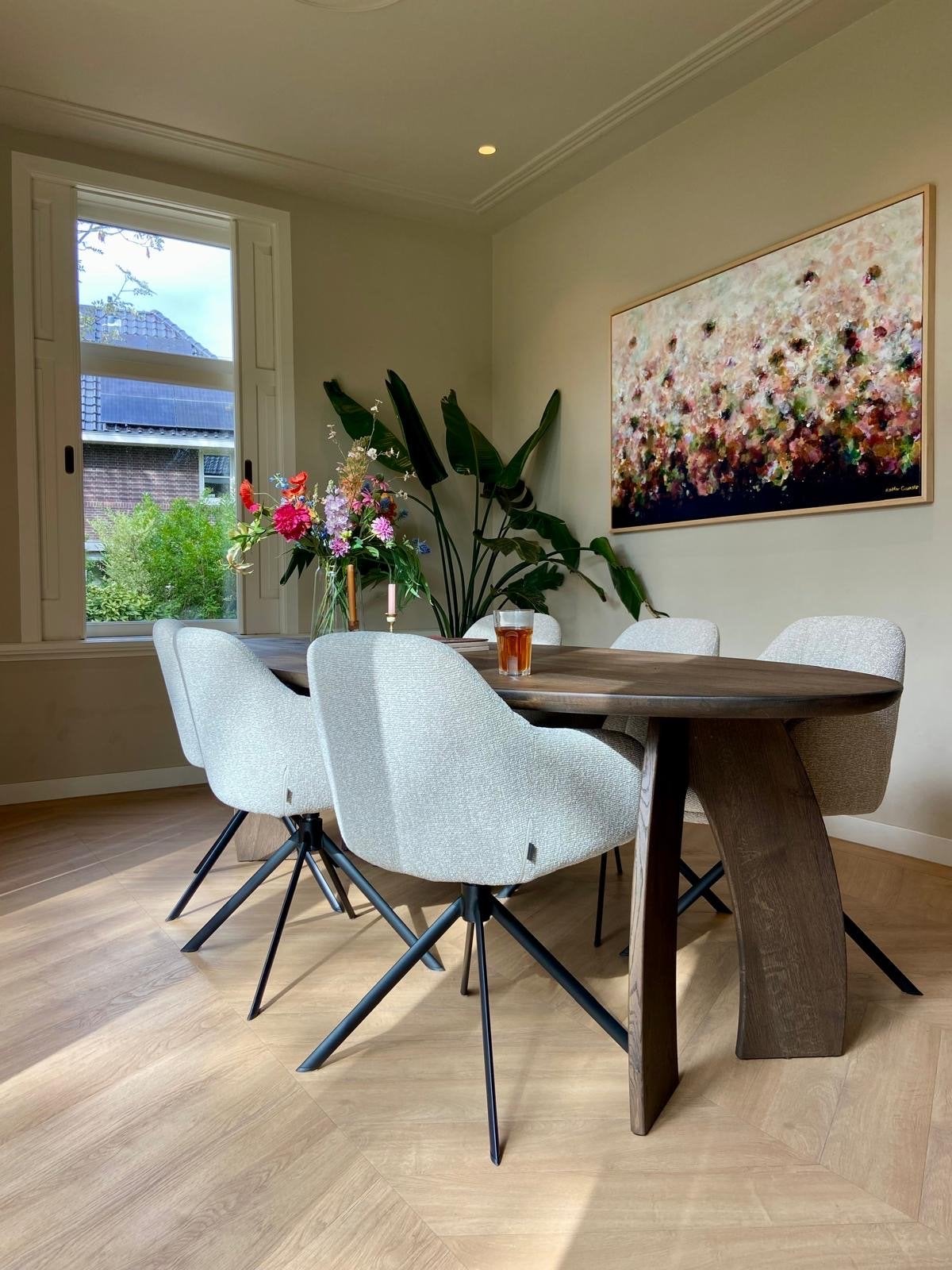 Montèl Carmo Eetkamertafel Ovaal Eiken Deer Brown 260 cm, Huis en Inrichting, Tafels | Eettafels, Ophalen, Eikenhout, Zo goed als nieuw