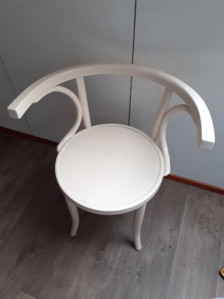 Oude cafe stoel, Ophalen, Gebruikt, Wit, Eén