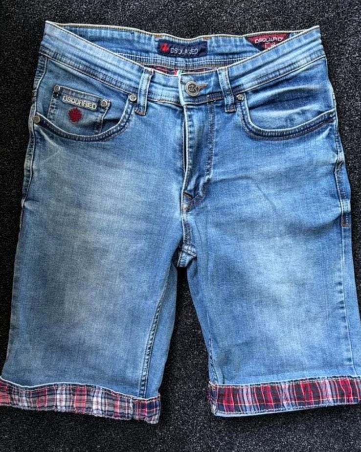 Dsquared korte broek, Ophalen of Verzenden, Zo goed als nieuw, Blauw, W32 (confectie 46) of kleiner