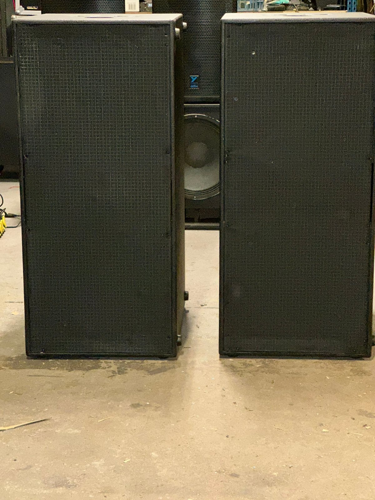 2stuks dubbel 18” baskasten, Gebruikt, Subwoofer, Ophalen, 150 watt of meer
